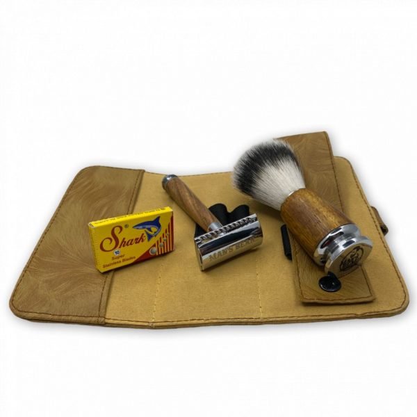 WOODY KIT - COFFRET RASOIR DE SÉCURITÉ BOIS + BLAIREAU