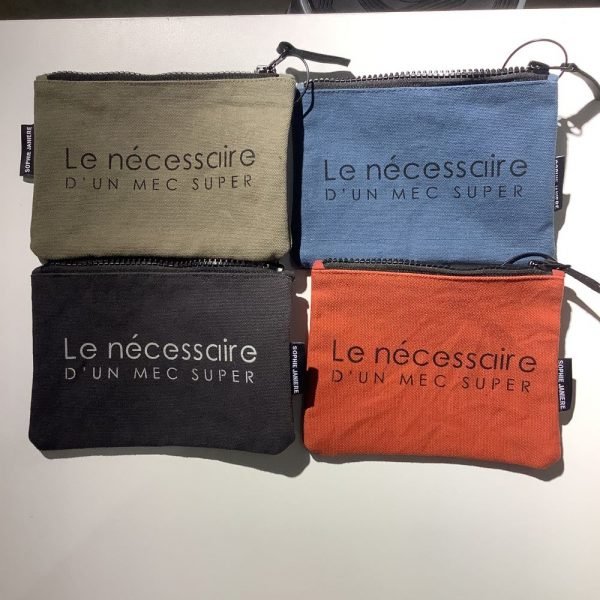TROUSSE EMILE LE NECESSAIRE D'UN MEC SUPER